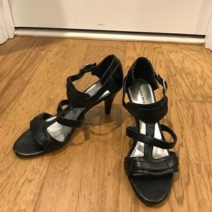 Dana Buchman Black Heels